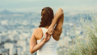 Yoga: O que é e quais benefícios ela traz para a sua vida