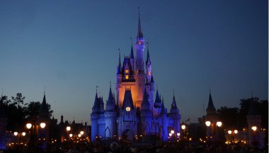 SÓ R$ 999 | São 7 dias em 2021 pra conhecer a Disney, com hotel e passagens!