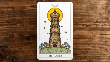 Imagem que representa a carta A Torre do Baralho Cigano.