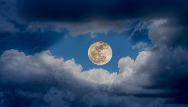 Lua Cheia em Peixes — 10 de setembro de 2022