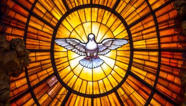 Oração do Espírito Santo: Alcance graças e afaste os males