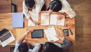 Horóscopo do dia: previsões de hoje (13/02) para os signos - Construa novos projetos