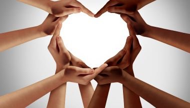 Horóscopo do dia de hoje (22/04/2024): previsões dos signos para segunda-feira