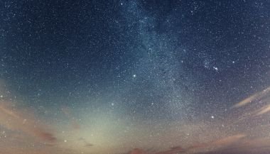 Horóscopo do dia de hoje (22/09): previsões dos signos para domingo