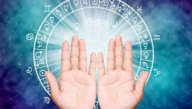 Horóscopo do dia de hoje (26/08): previsões dos signos para segunda-feira