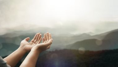 Horóscopo do dia de hoje (29/04/2024): previsões dos signos para segunda-feira