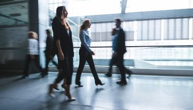 Horóscopo do dia de hoje (19/05/2024): previsões dos signos para domingo