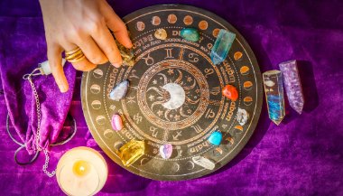 Horóscopo do dia: previsões de hoje (23/02) para todos os signos - Desapegue!