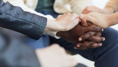 Horóscopo do dia de hoje (02/04/2024): previsões dos signos para terça-feira