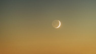 Lua Nova em Leão — 16 de agosto de 2023