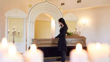 Significado de sonhar com enterro