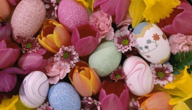 Que as bênçãos das flores estejam com vocês nesta Páscoa!