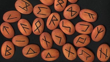 O poder das 25 runas
