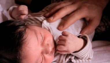 Conheça 5 poderosas simpatias para cólicas de bebê