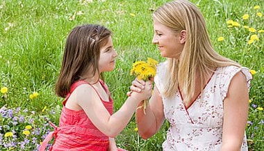 A maternidade, seus desafios e a Terapia Floral