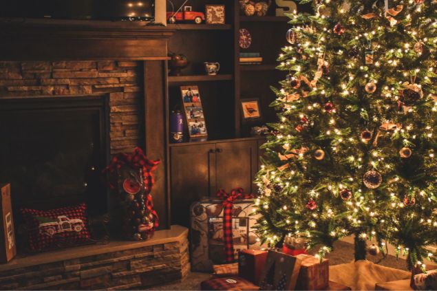 Quando montar a árvore de Natal? Marque no calendário