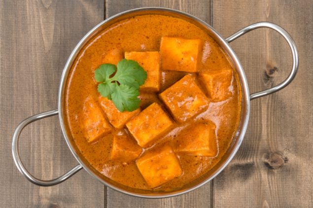 Paul_Brighton de Getty Images / Canva Imagem de matar paneer em uma panela