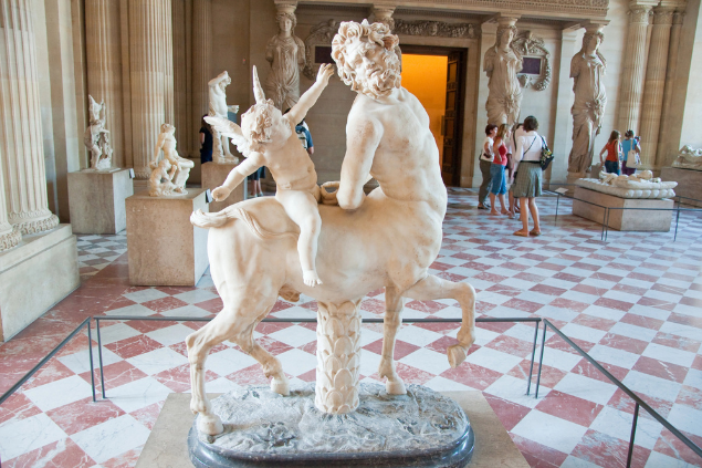 Estátua de um centauro
