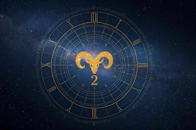 Canva/horoscopovIrtuAl crie a imagem do glifo de áries e o número 2 no centro de uma mandala astrológica com fundo do universo