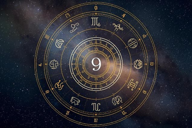 Canva/horoscopovIrtuAl Imagem de uma mandala astrológica com os glifos dos 12 signos e no centro dela o número 9